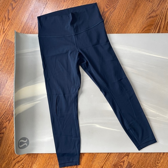 lululemon athletica Pants - Lululemon I 8